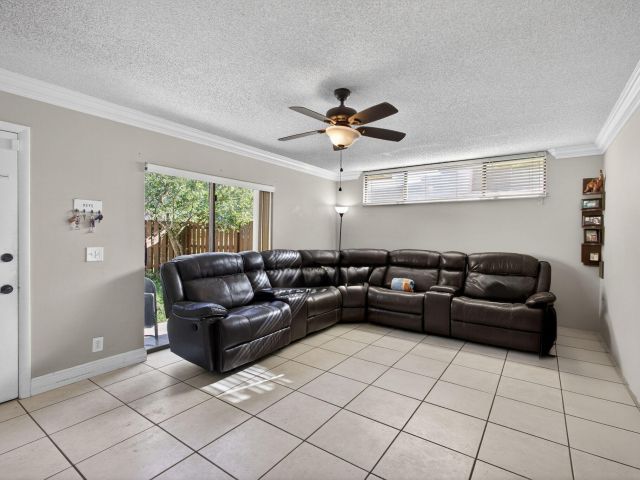 Home for rent at 8164 Thames Boulevard C - photo 6928918