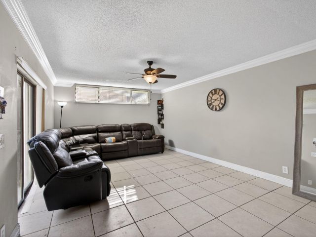 Home for rent at 8164 Thames Boulevard C - photo 6928919