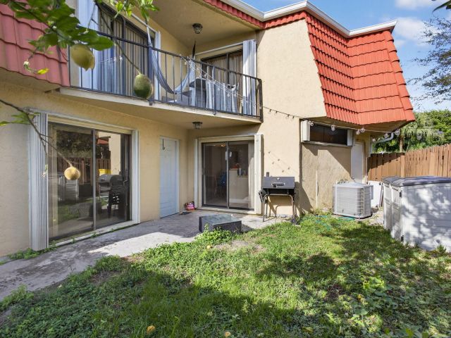 Home for rent at 8164 Thames Boulevard C - photo 6928920