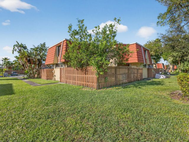 Home for rent at 8164 Thames Boulevard C - photo 6928921