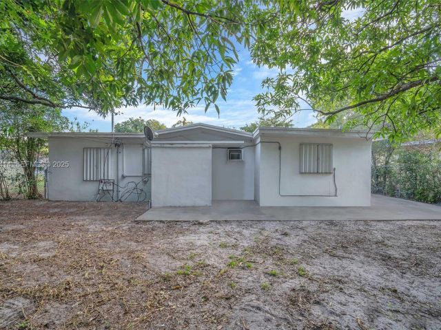 Home for sale at 265 NW 135th - photo 6928155