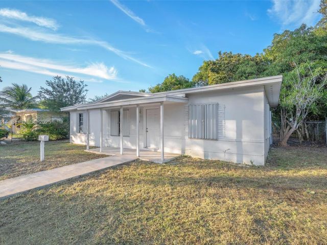 Home for sale at 265 NW 135th - photo 6928157