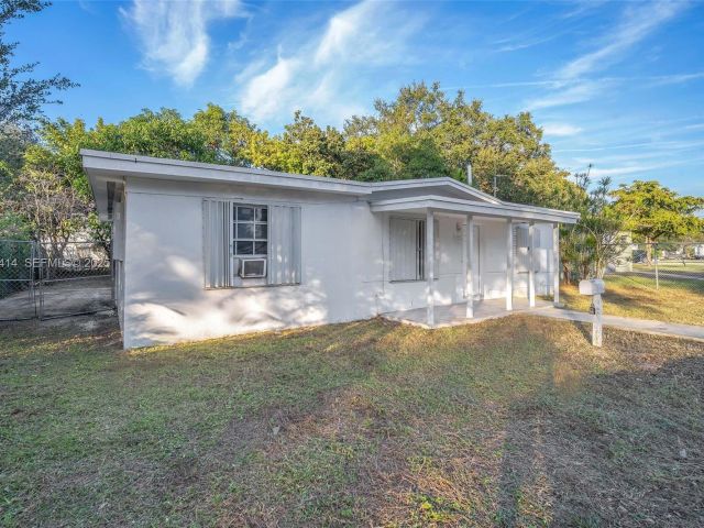 Home for sale at 265 NW 135th - photo 6928158