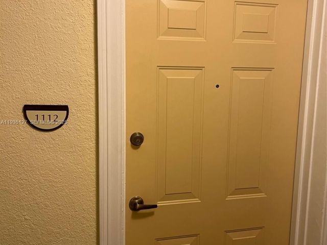 condo for rent in Hollywood - 2501 S Ocean Dr 1112 - MondialRealty