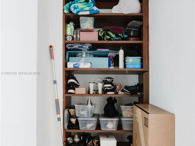 Apartment for rent  Unit #1814 - photo 7436400