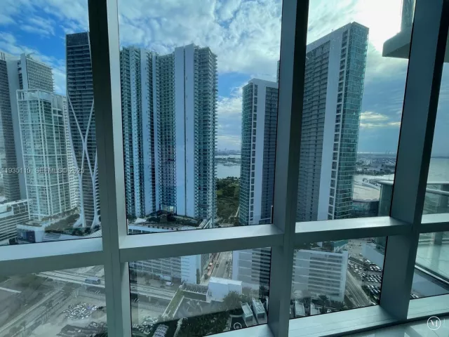 2-bedroom condo for sale in Miami - 851 NE 1st Ave 3103 - MondialRealty