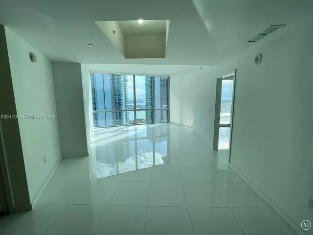 2-bedroom condo for sale in Miami - 851 NE 1st Ave 3103 - MondialRealty