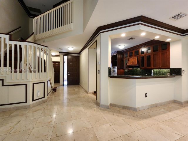 Home for rent at 21028 NE 34th Ct 21028 - photo 6932975