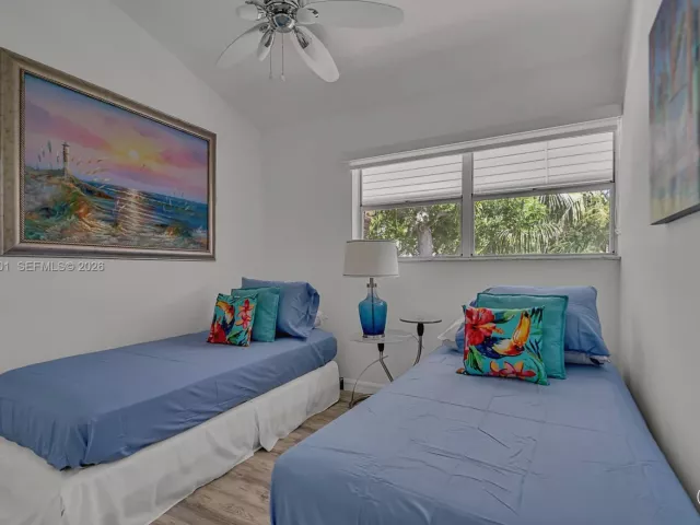 2-bedroom home for sale in Key Biscayne - 798 Crandon Blvd 16-C - MondialRealty