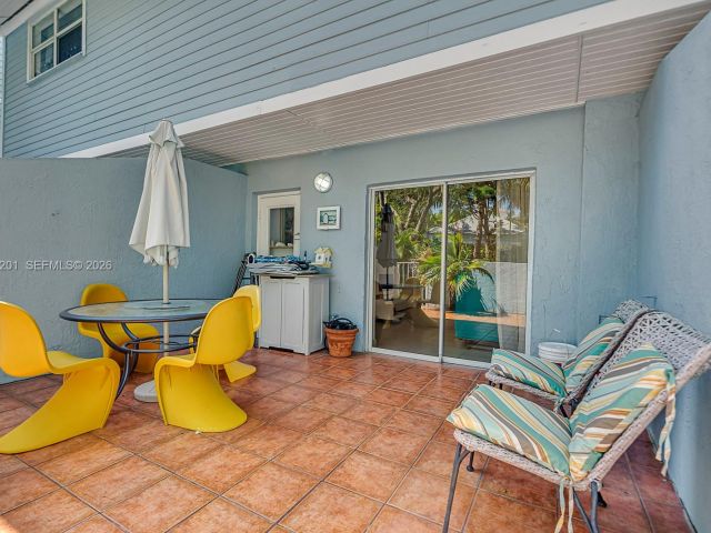 Home for sale at 798 Crandon Blvd 16-C - photo 6931532