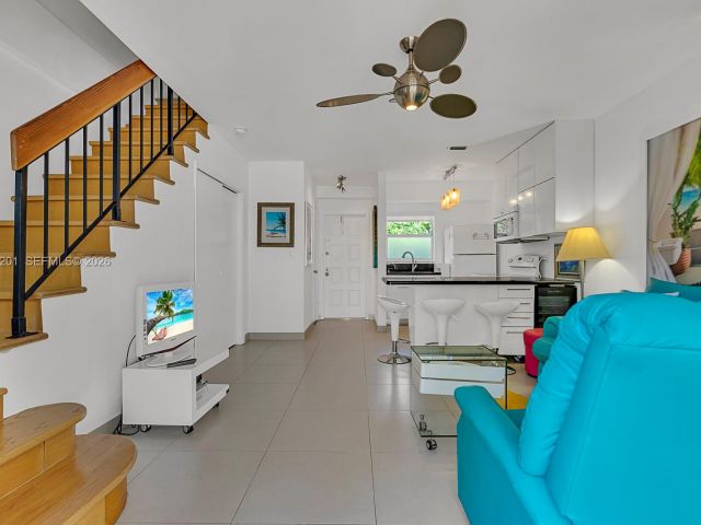 Home for sale at 798 Crandon Blvd 16-C - photo 6931535