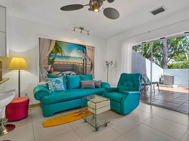 Home for sale at 798 Crandon Blvd 16-C - photo 6931538