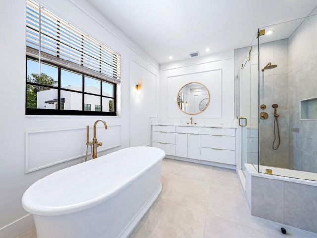 Home for sale at 250 Plymouth Road - photo 6932167