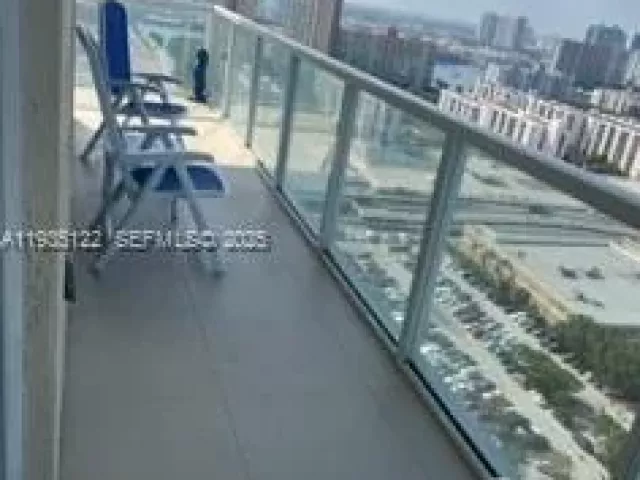 2-bedroom condo for rent in Sunny Isles Beach - 16699 Collins Ave 2507 - MondialRealty