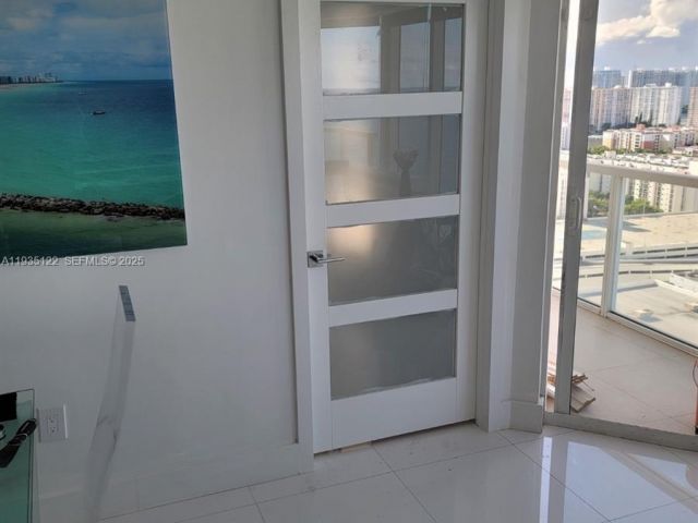 Apartment for rent  Unit #2507 - photo 6929179