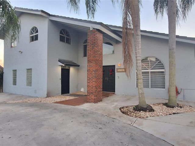 Home for rent at 14402 SW 111th St 14402 - photo 7504429