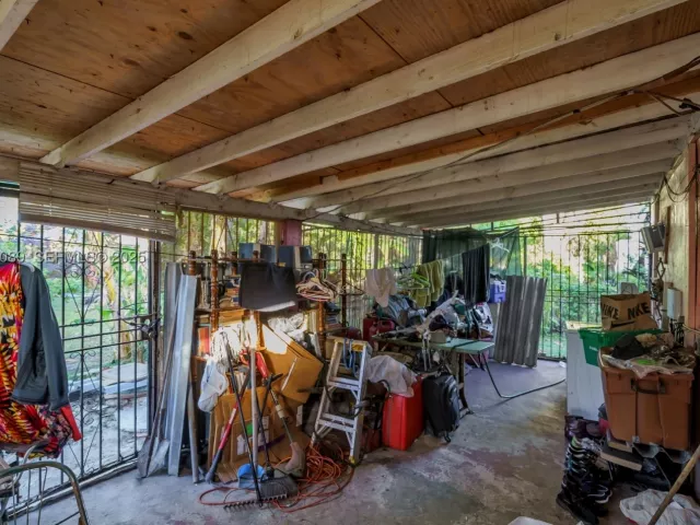 2-bedroom home for sale in Miami - 191 NW 83rd St - MondialRealty