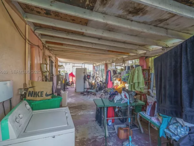 2-bedroom home for sale in Miami - 191 NW 83rd St - MondialRealty