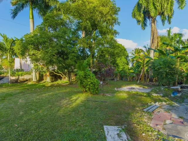 2-bedroom home for sale in Miami - 191 NW 83rd St - MondialRealty