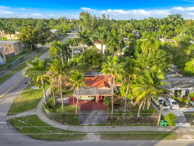 2-bedroom home for sale in Miami - 191 NW 83rd St - MondialRealty