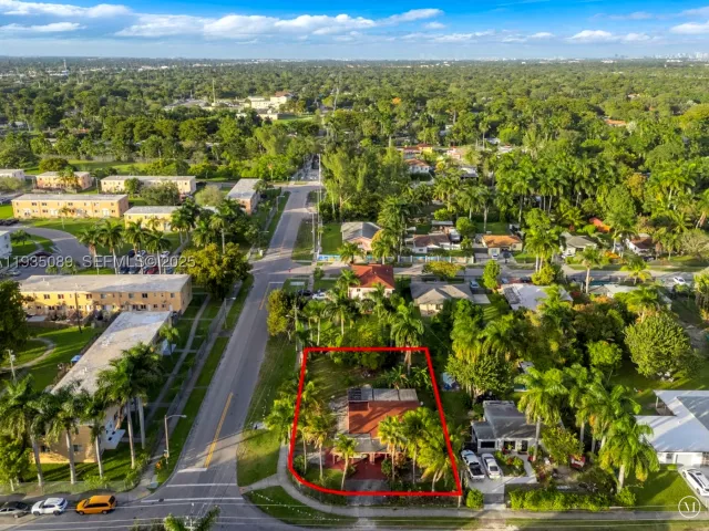 2-bedroom home for sale in Miami - 191 NW 83rd St - MondialRealty