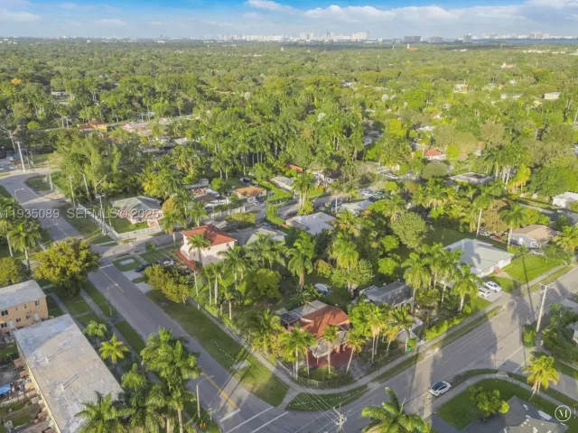 2-bedroom home for sale in Miami - 191 NW 83rd St - MondialRealty