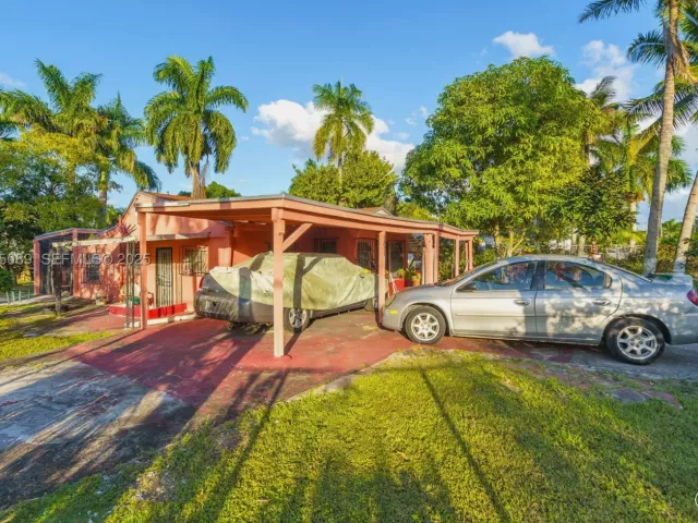 2-bedroom home for sale in Miami - 191 NW 83rd St - MondialRealty