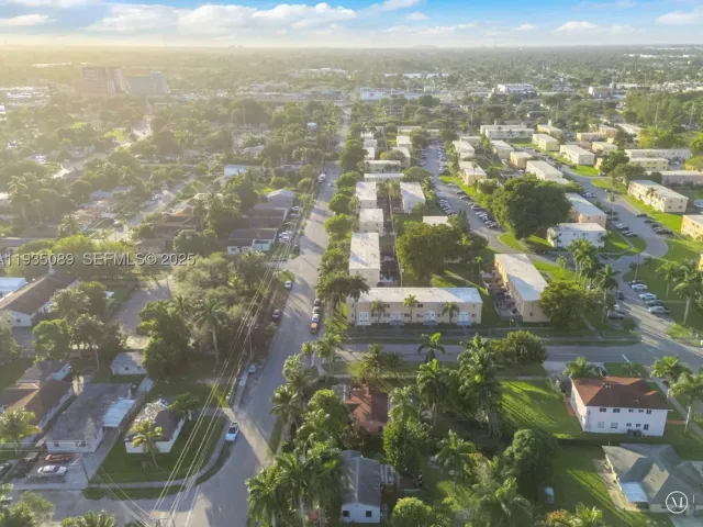 2-bedroom home for sale in Miami - 191 NW 83rd St - MondialRealty