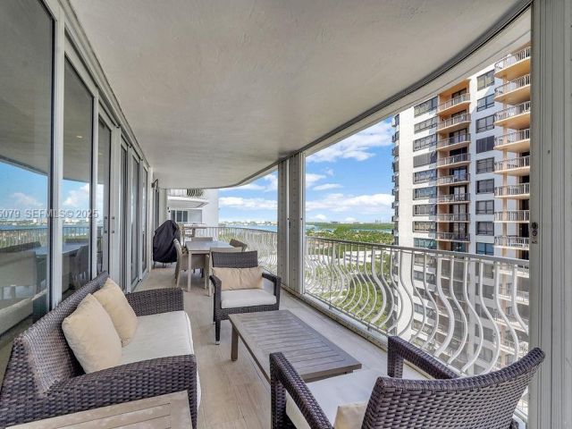 Apartment for sale  Unit #1106 - photo 7385792