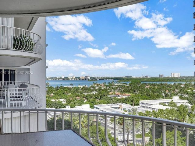 Apartment for sale  Unit #1106 - photo 7385796