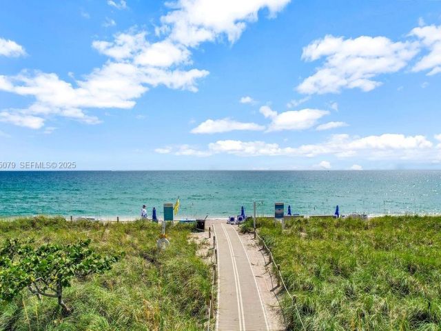 Apartment for sale  Unit #1106 - photo 7385804