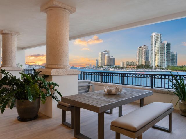 Apartment for sale  Unit #6823 - photo 6931393