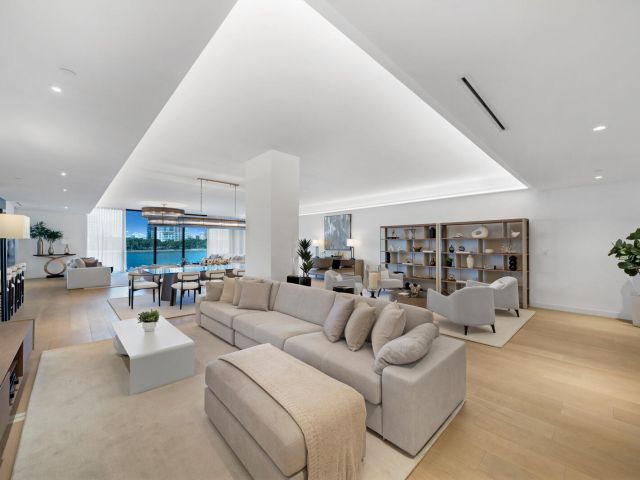 Apartment for sale  Unit #6823 - photo 6931409