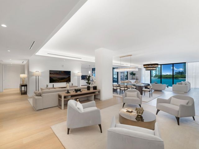 Apartment for sale  Unit #6823 - photo 6931410