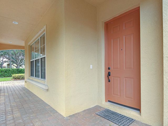 Home for rent at 748 Cresta Circle - photo 6929946