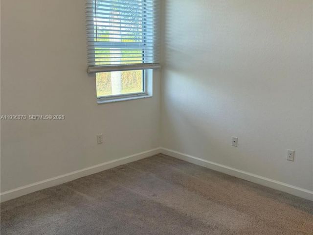 3-bedroom home for rent in Homestead - 2661 SE 10th St 2661 - MondialRealty