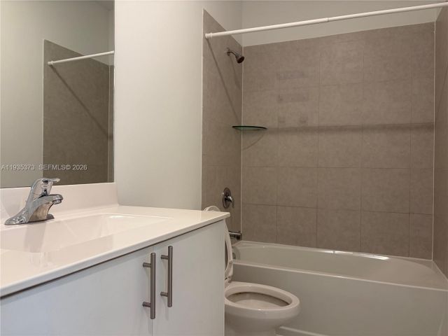 3-bedroom home for rent in Homestead - 2661 SE 10th St 2661 - MondialRealty