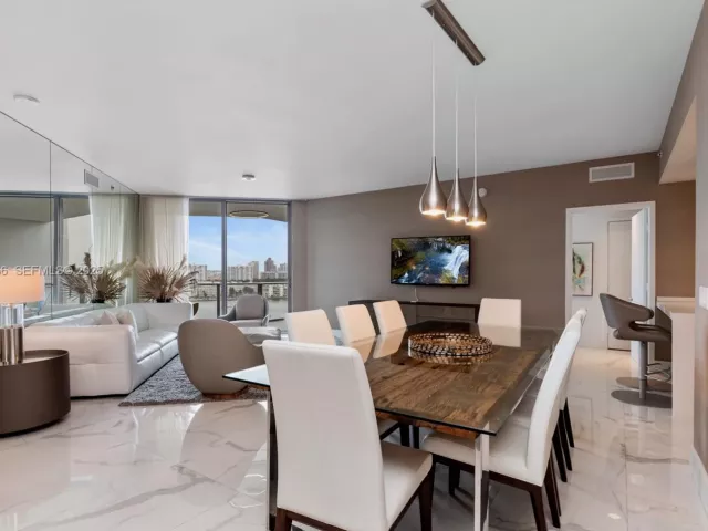 3-bedroom condo for sale in North Miami Beach - 17301 Biscayne Blvd 908 - MondialRealty