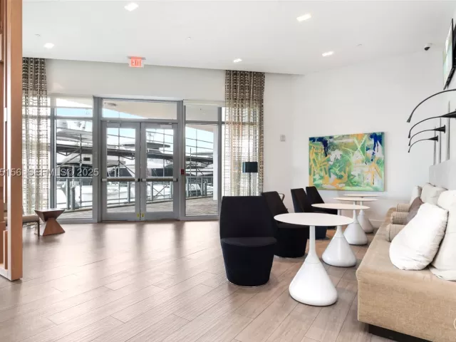 3-bedroom condo for sale in North Miami Beach - 17301 Biscayne Blvd 908 - MondialRealty