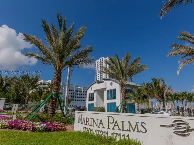 3-bedroom condo for sale in North Miami Beach - 17301 Biscayne Blvd 908 - MondialRealty