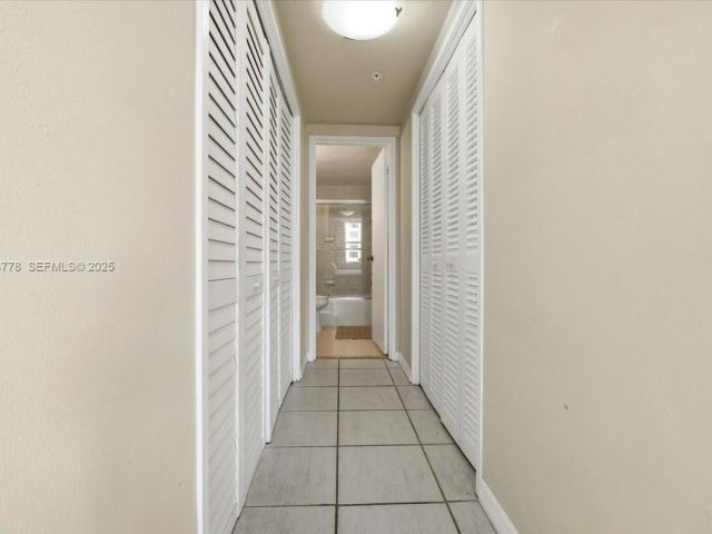 Apartment for sale  Unit #915 - photo 6930875