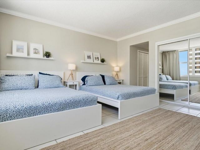 Apartment for sale  Unit #915 - photo 6930876