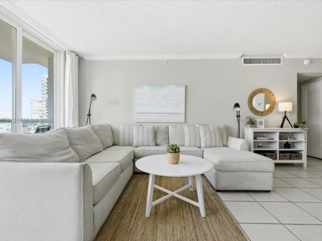 Apartment for sale  Unit #915 - photo 6930886