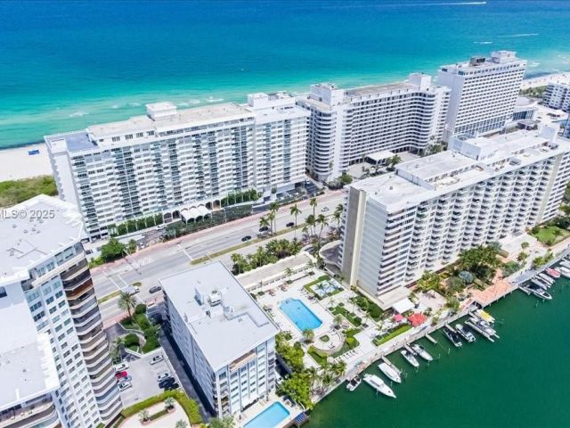 Apartment for sale  Unit #915 - photo 6930887