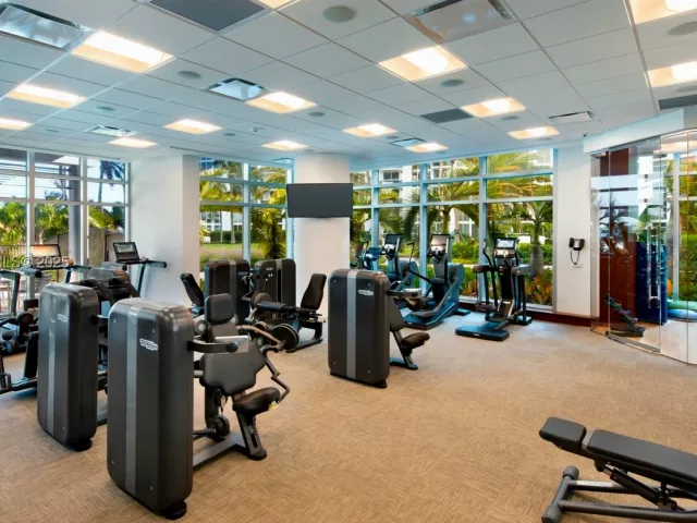 3-bedroom condo for rent in Bal Harbour - 10295 Collins Ave 803 - MondialRealty
