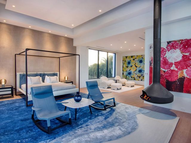 Home for sale at 6315 S Flagler Drive - photo 6932243