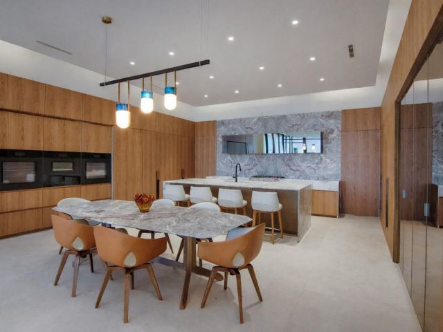 Home for sale at 6315 S Flagler Drive - photo 6932255