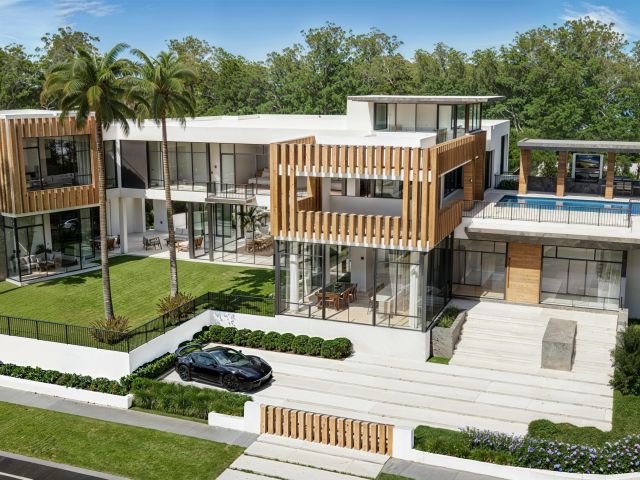 Home for sale at 6315 S Flagler Drive - photo 6932258