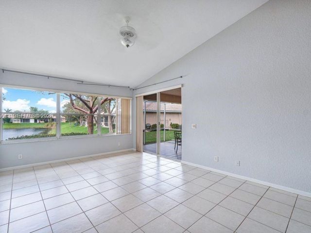 Home for rent at 2437 S Coral Trace Cir 2437 - photo 7427409