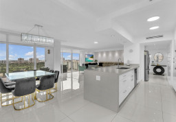 Apartment #21D at Turnberry Isle